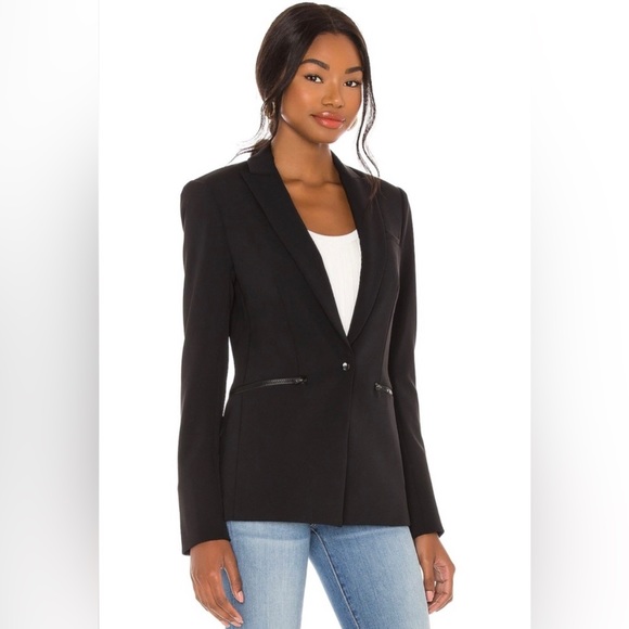 Veronica Beard Jackets & Blazers - NWT Veronica Beard ICONIC SCUBA DICKEY JACKET